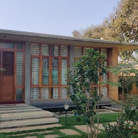 Serene Meadows Villa Μπανγκαλόρ Εξωτερικό φωτογραφία